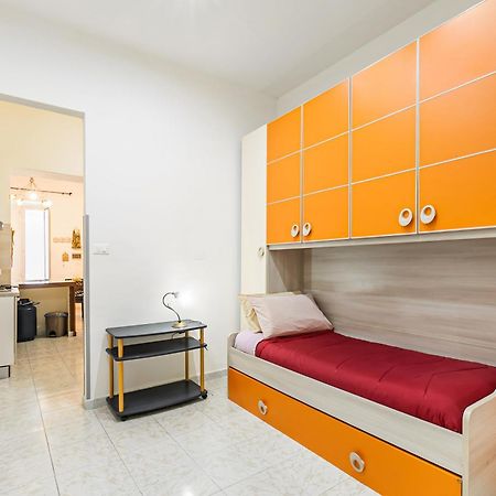 Corso Dei Mille Railway Apartment 巴勒莫 外观 照片