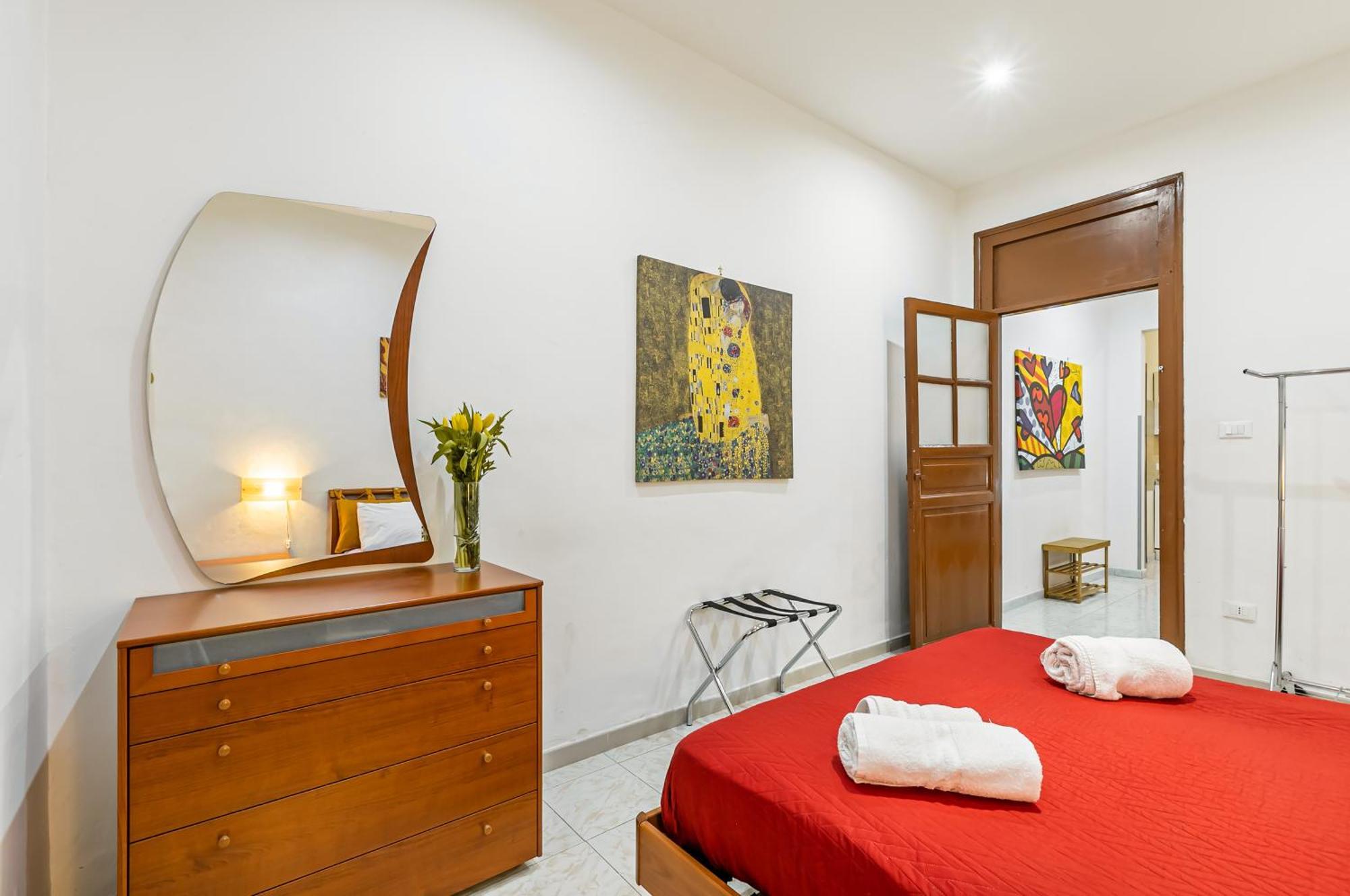 Corso Dei Mille Railway Apartment 巴勒莫 外观 照片